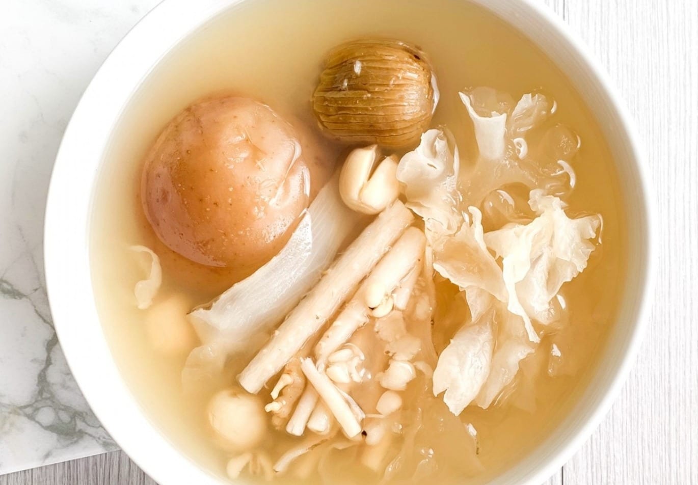 【每日一湯】煲湯教學 – [玉竹沙參雪耳蘋果湯]