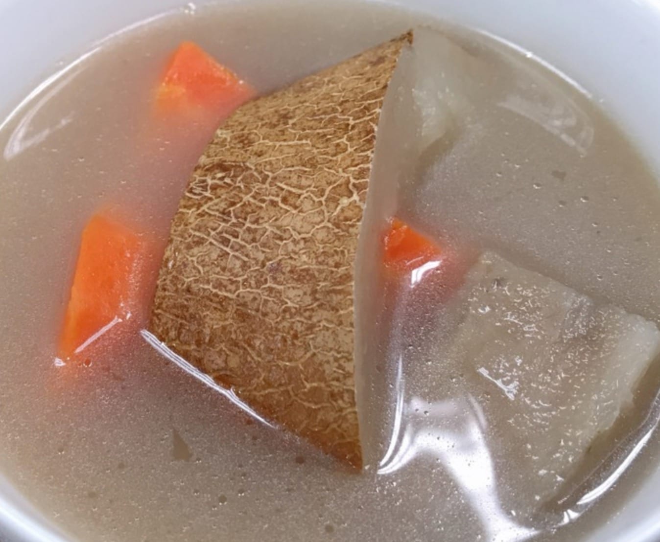 【每日一湯】煲湯教學 – [老黃瓜粉葛豬骨湯]