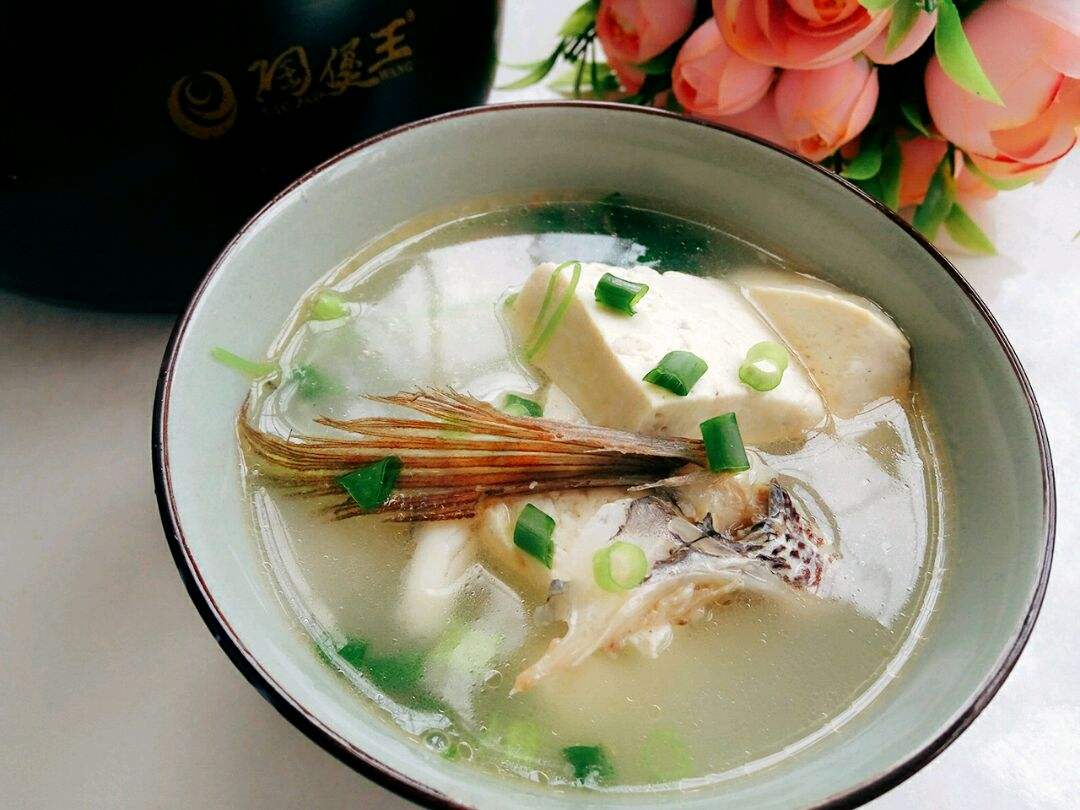 【每日一湯】煲湯教學 – [魚頭豆腐湯]