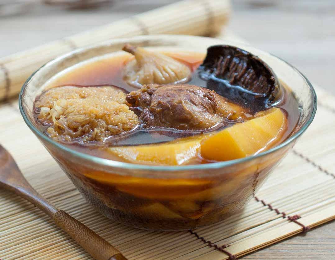 【每日一湯】煲湯教學 – [雪耳木瓜羅漢果湯]