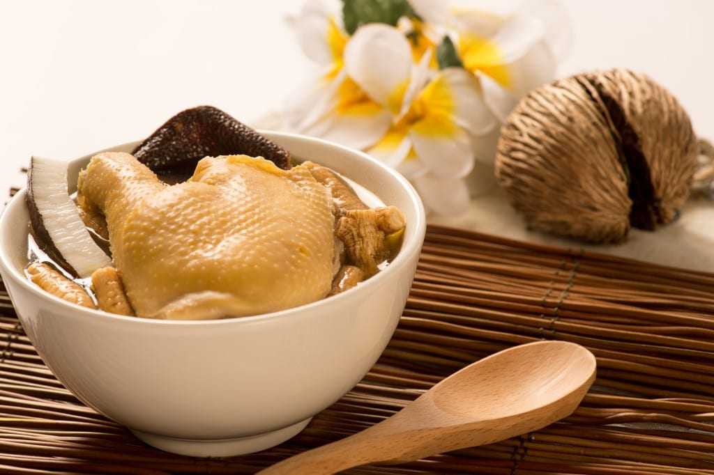 【每日一湯】煲湯教學 – [椰子煲雞湯]