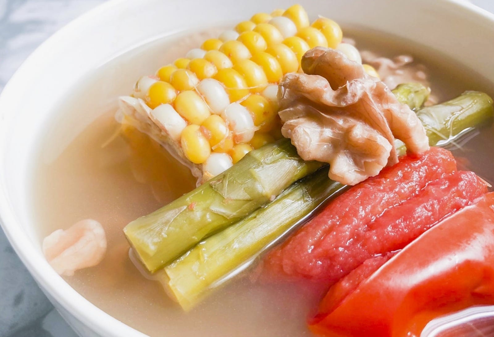 【每日一湯】春天湯水 – [蘆筍粟米番茄湯]