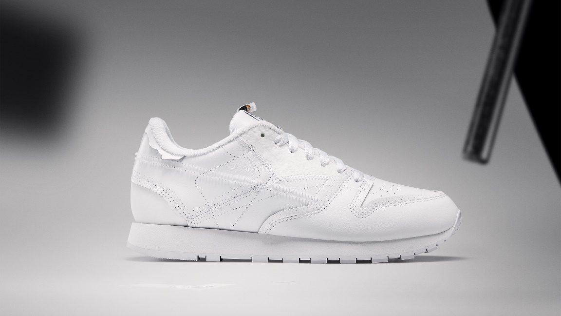 Reebok Classic Leather Memory Of x Maison Margiela聯乘鞋款將於3月25日於Reebok 香港官方網上商店 正式公開發售。